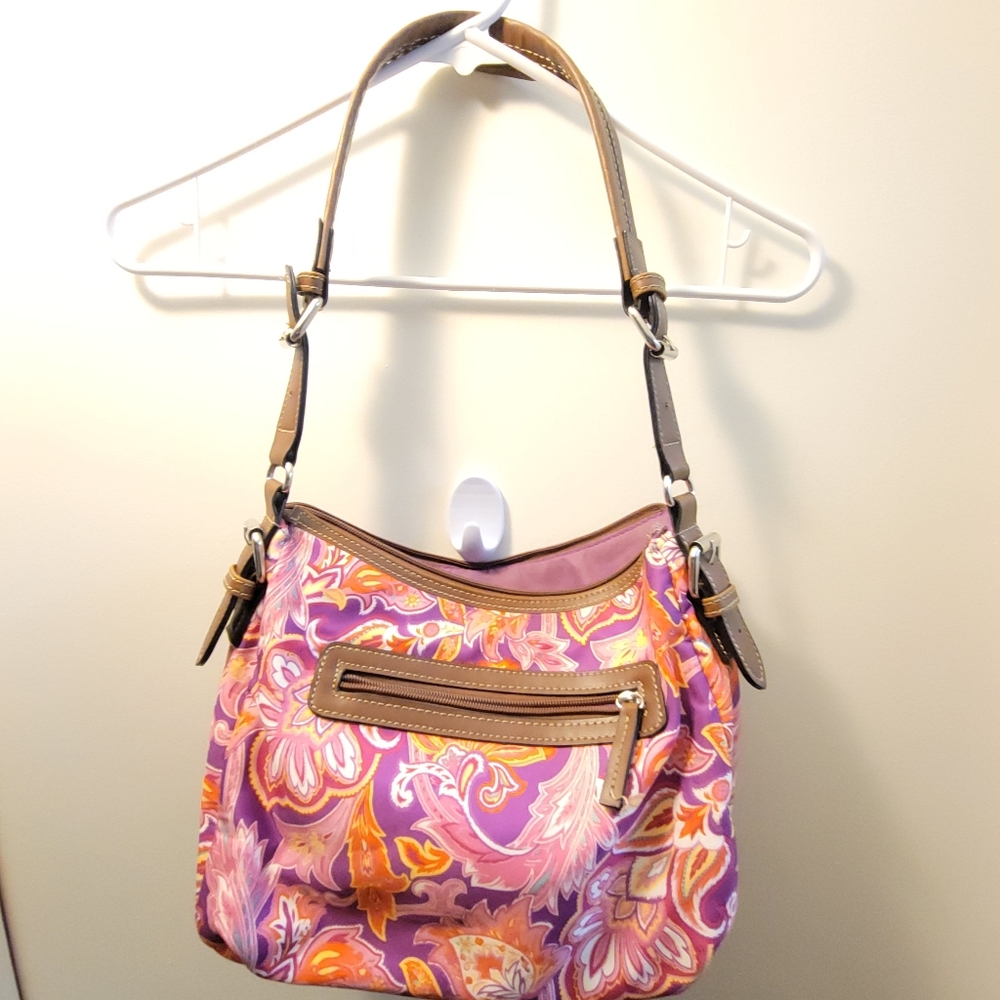 CHAPS PINK PAISLEY HANDBAG WITH SHORT STRAP.